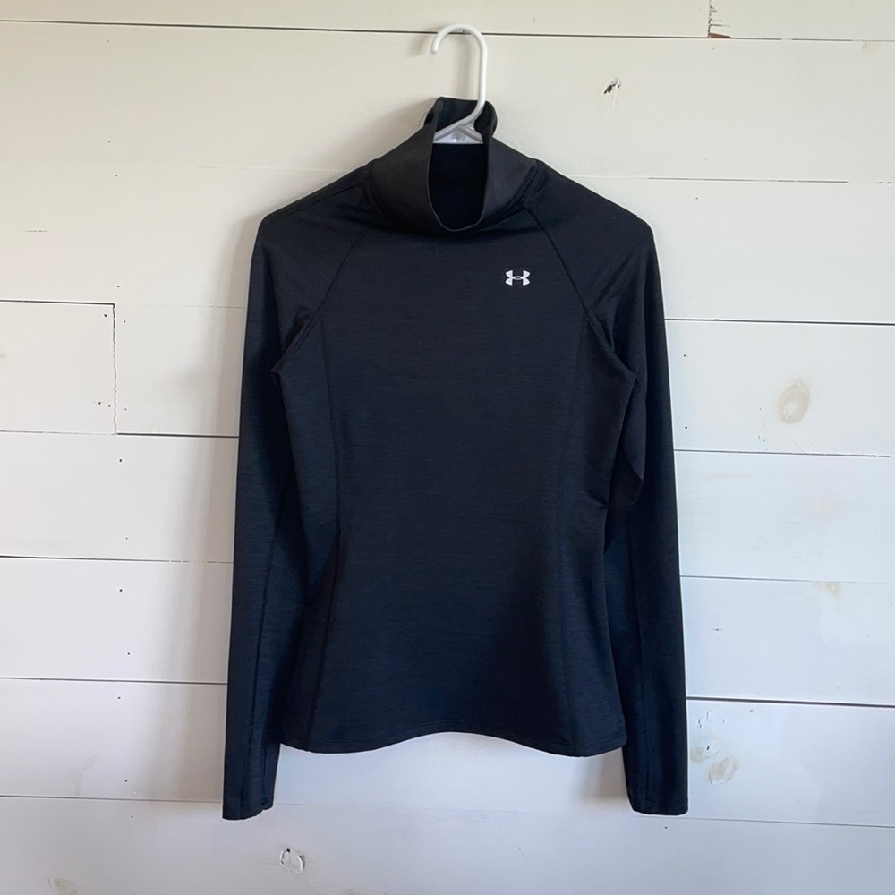 UNDER ARMOUR LONG SLEEVES